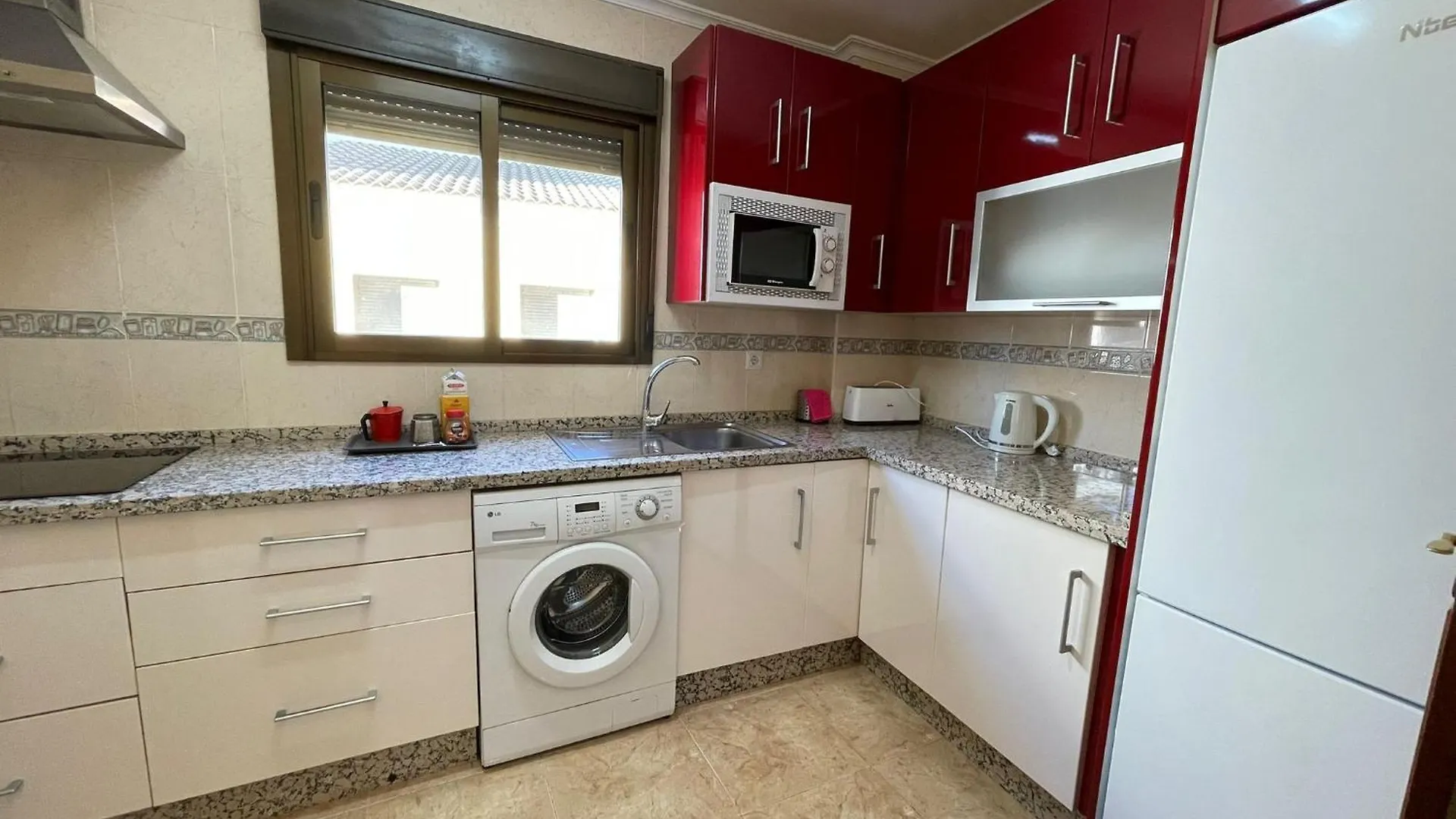 Apartment Fleming 10: Tranquilo Y Centrico. Disfruta De La Via Verde Dona Mencia